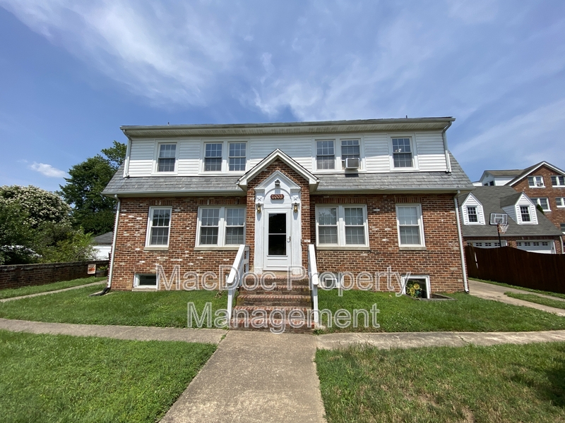 Fredericksburg Condo: 1003 Kenmore Avenue Apt. 3