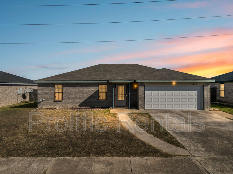 Killeen House: 3211 Tom Lockett Drive