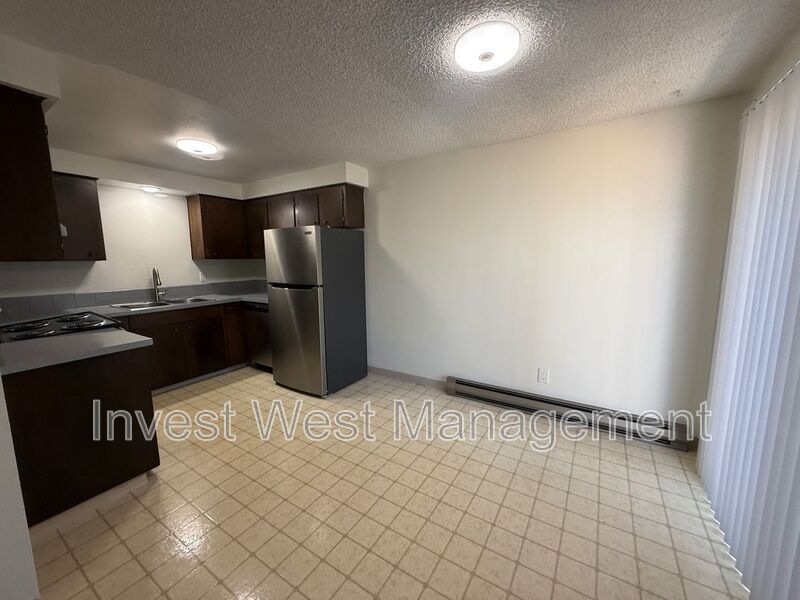 VANCOUVER House: 3408 E 18 STREET