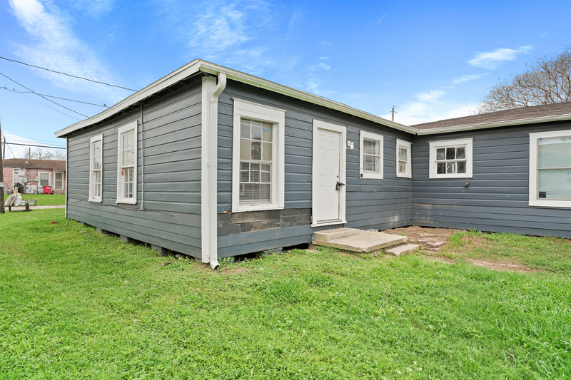 Freeport Condo: 1721 West 5th Street