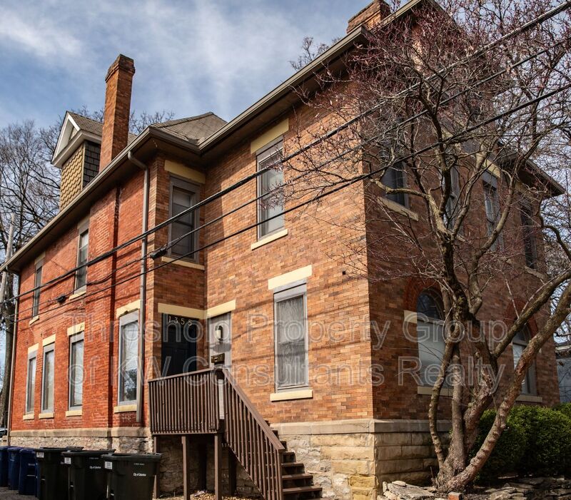 Columbus Condo: 1355-1357 Dennison Avenue