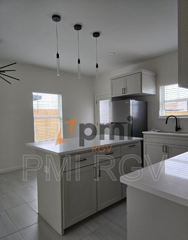 Edinburg Condo: 2609 Brookside Bent St