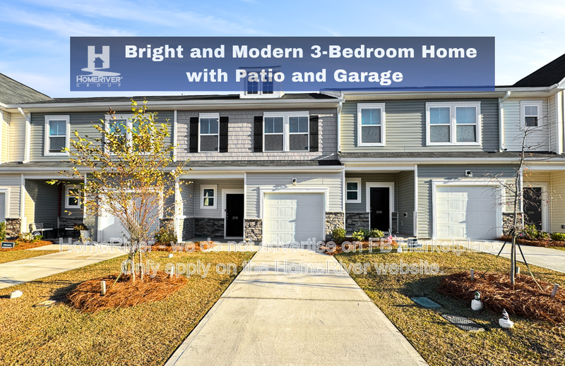 Elgin Townhome: 2018 Day Lily Way