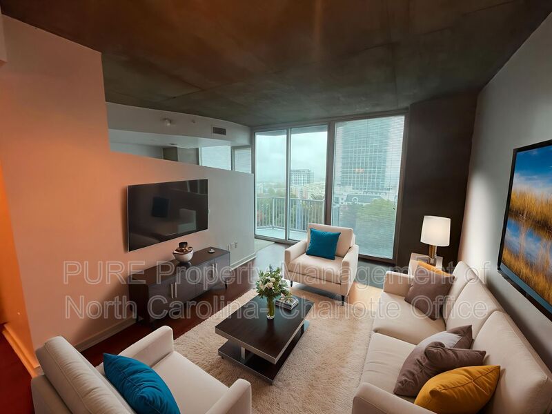 Charlotte Condo: 210 North Church Street