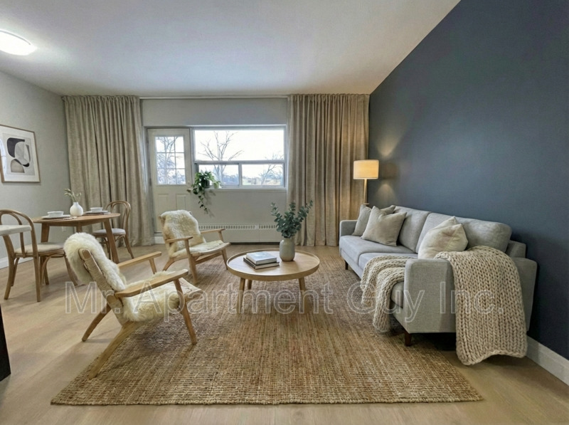 Mississauga Condo: 45 Paisley Boulevard West