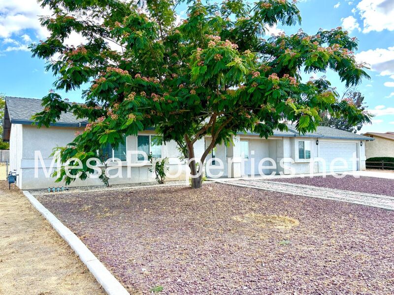 Victorville House: 16653 Sholic St.