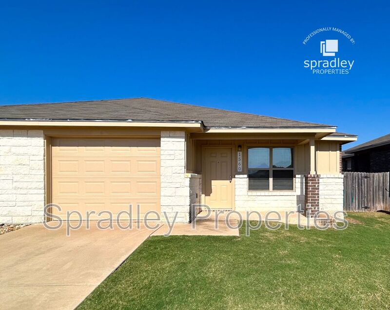 Belton Townhome: 1560 Chance Ct