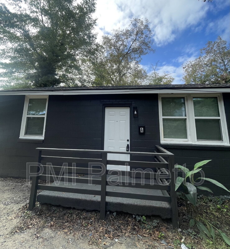 Columbia Condo: 2205 Harper Street