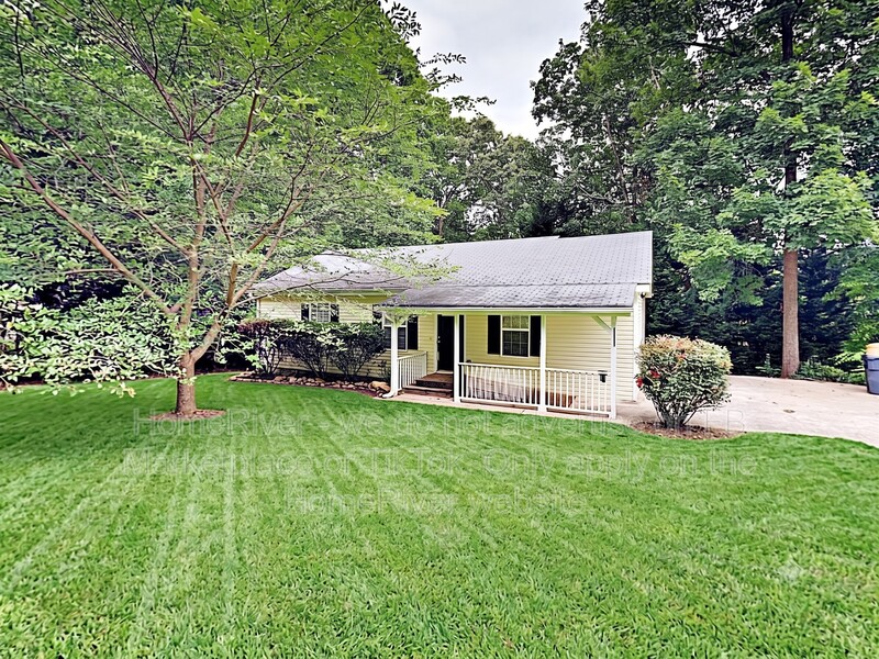 Douglasville House: 3481 Anneewakee Rd