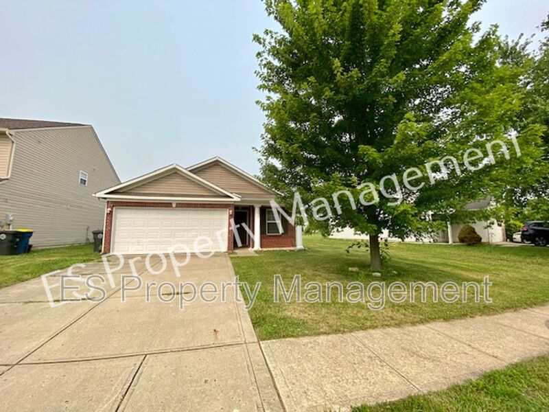 Wonderful 3 Bedroom 2 Bathroom with Dedicated Office Space Red Brick Front Ranch Home in Lawrence Township! - Photo 2