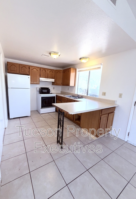 Tucson Condo: 445 East Delano Street - #1