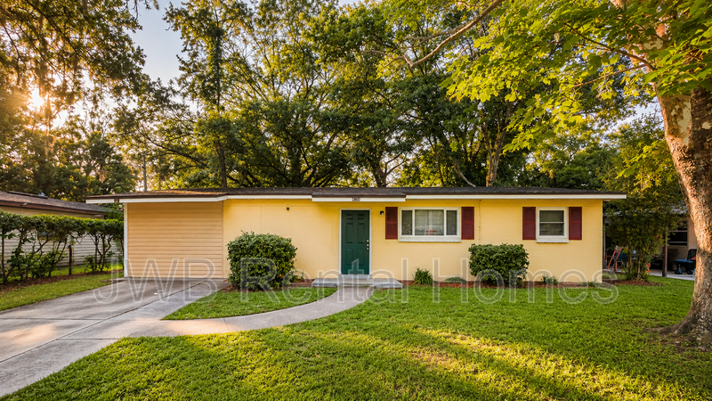 Jacksonville House: 4503 Melvin Cir W