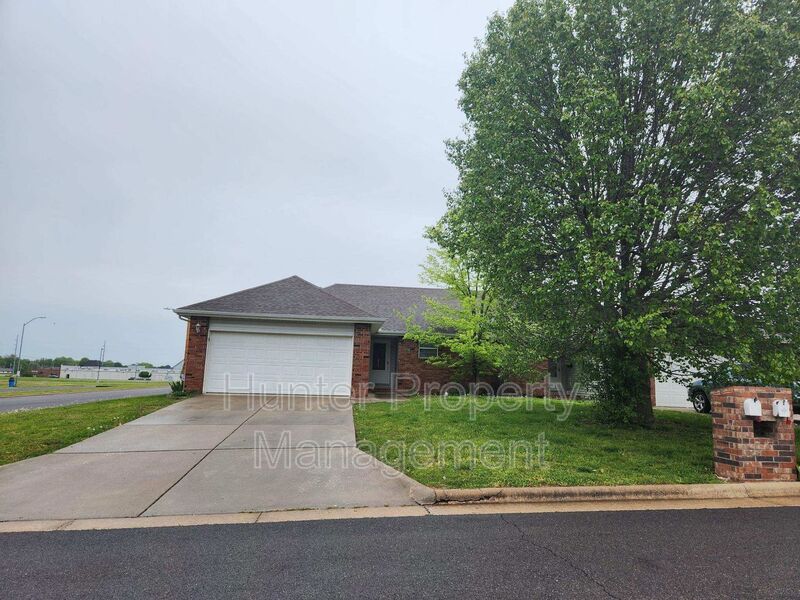 Request a Viewing for 719 McLean Court Tenant Turner