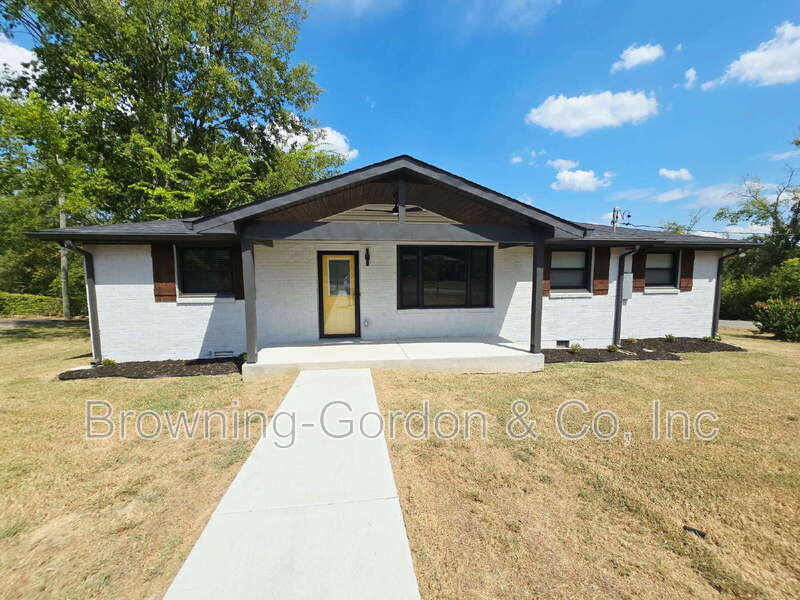 Nashville House: 1601 Haynes Meade Circle