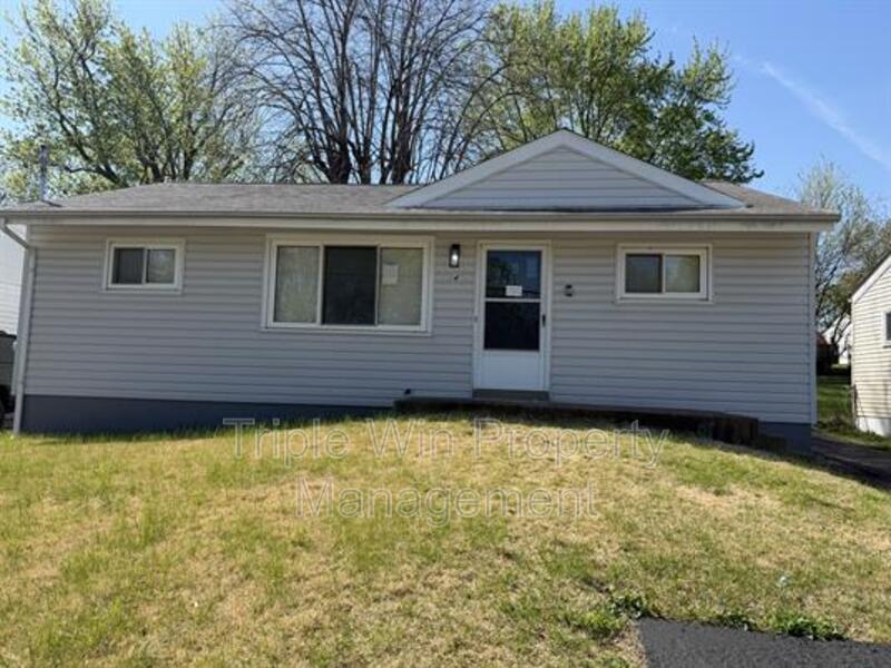 SAINT LOUIS House: 24 BARTO DR