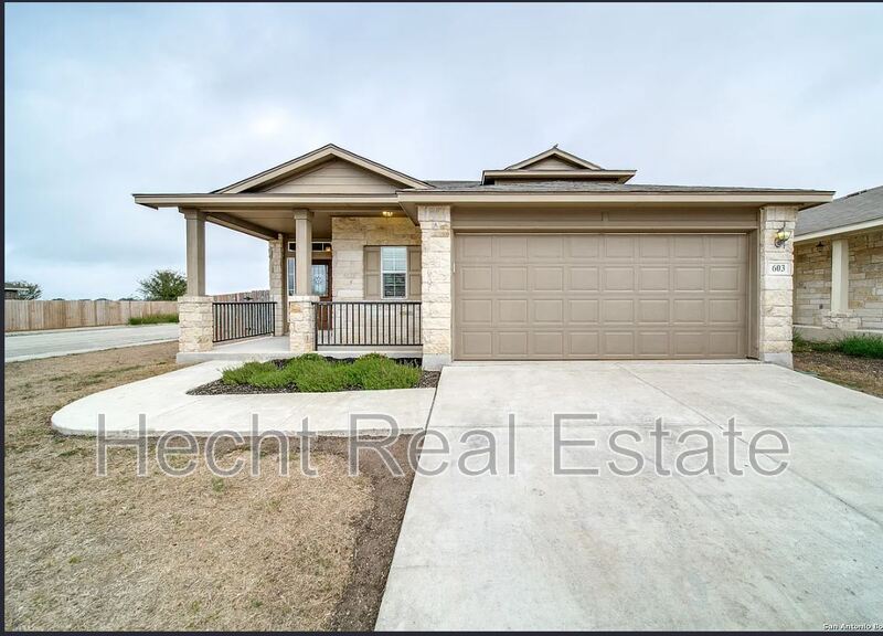 New Braunfels House: 603 Tom Kemp Drive
