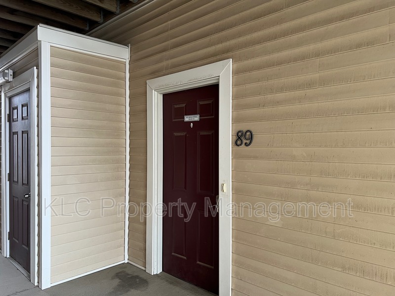 Des Moines Condo: 2323 East Porter Ave #89 - 1