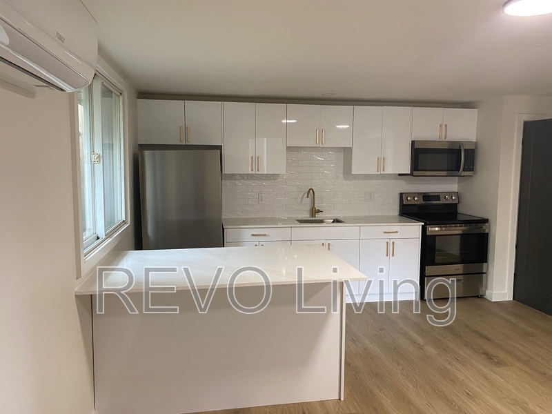 St Catharines Condo: 3 Water St7