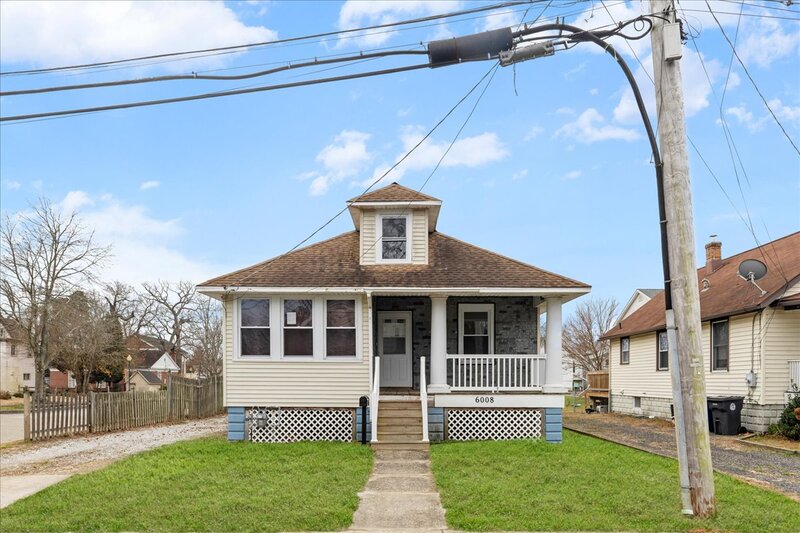 Mays Landing House: 6008 Second St.