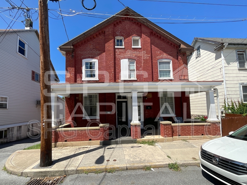 Waynesboro House: 38 Philadelphia Avenue