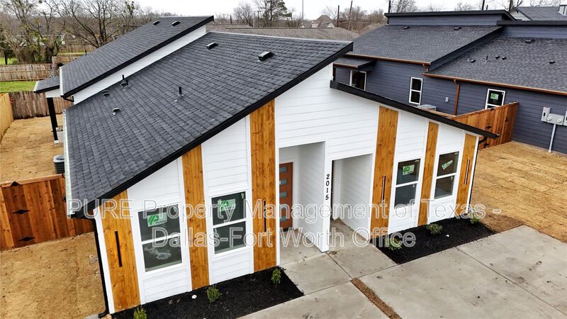 Greenville Condo: 2015 Stuart Street