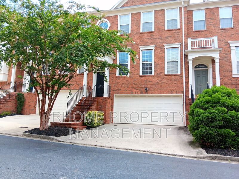 Atlanta House: 4859 Payson Terrace SE
