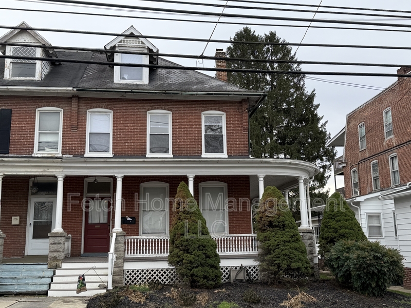 Quarryville Condo: 125 East State Street - 2