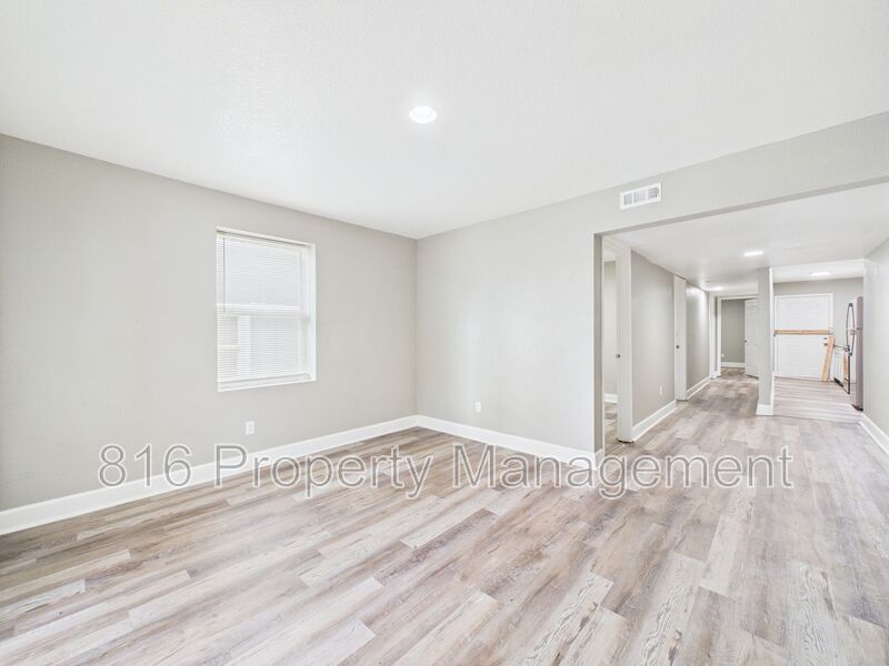 Kansas City Condo: 3331-3333 Indiana Ave