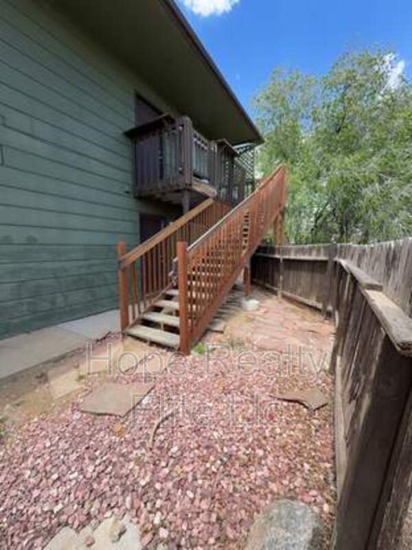 Colorado Springs Condo: 2544 King Court