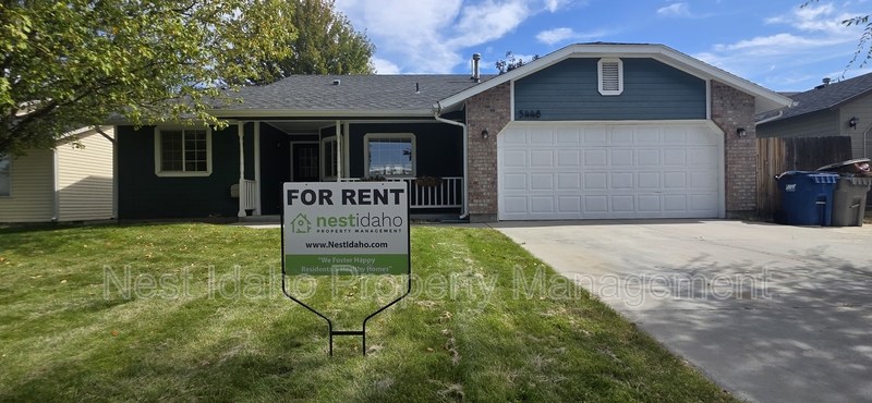 Boise House: 5448 South Onaga Place