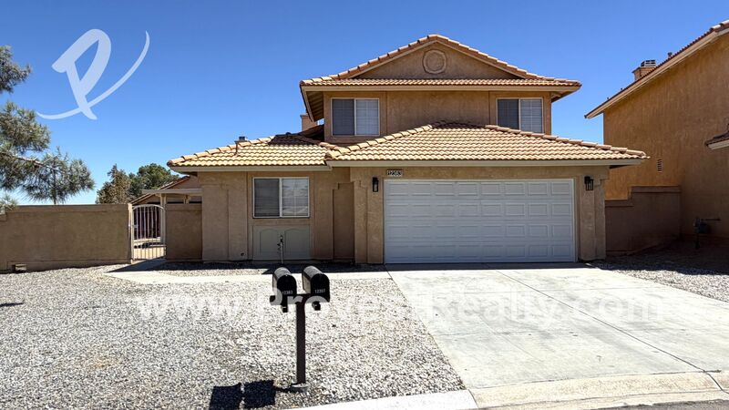 Victorville House: 12363 6th Ave
