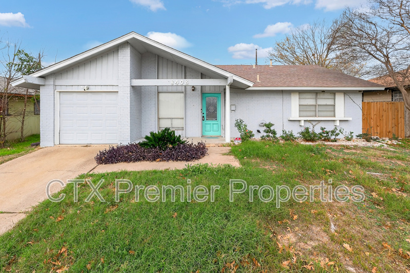 Austin House: 8408 Maine Drive