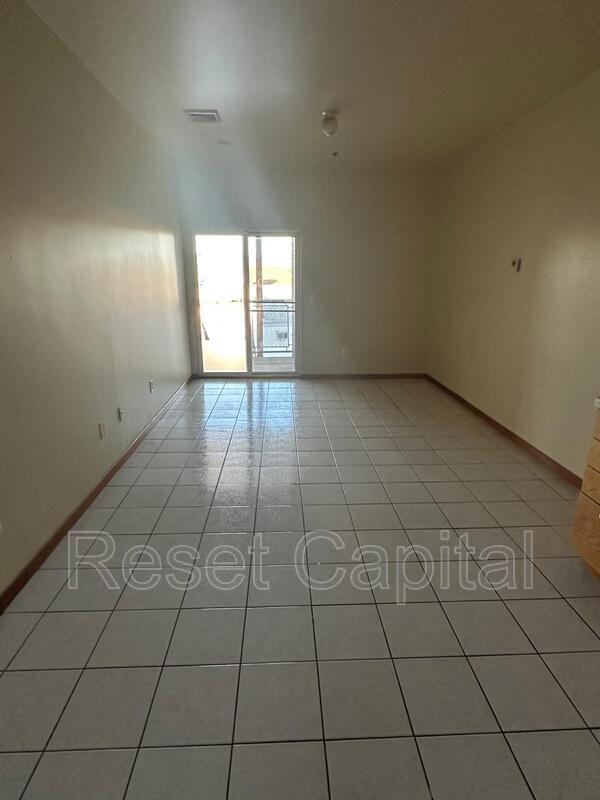 Newark Condo: 140 Fleming Street