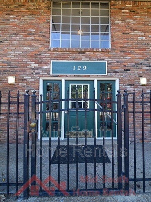 Memphis Condo: 129 Stonewall Ave.