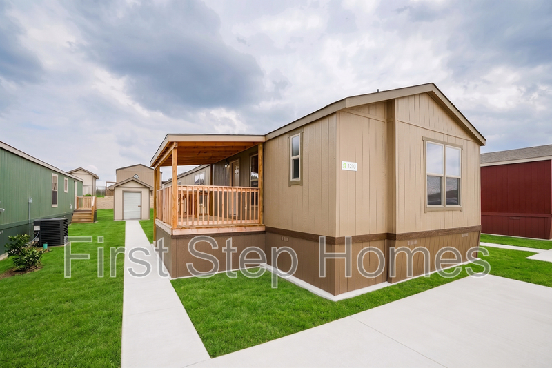 Tyler House: 1210 Orizaba St
