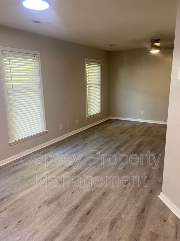 Cozy 1 Bedroom Condo in the heart of Downtown Portsmouth - Photo 11