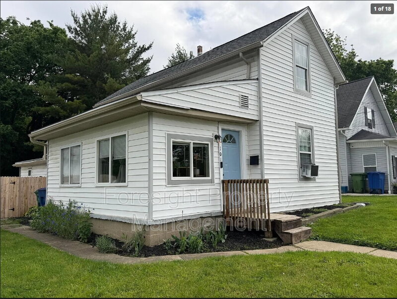 Delaware House: 101 West Harrison Street