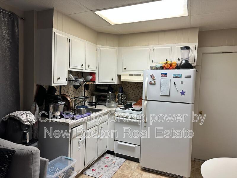 Winthrop Condo: 5 Irwin Street