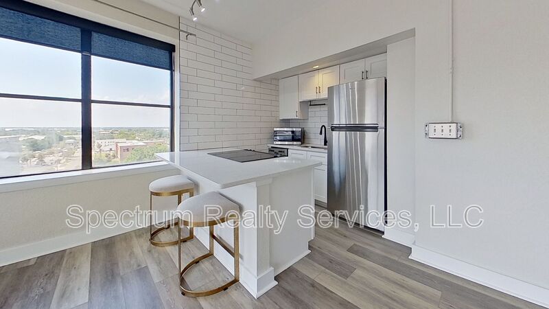 Jacksonville Condo: 311 W. Ashley St.