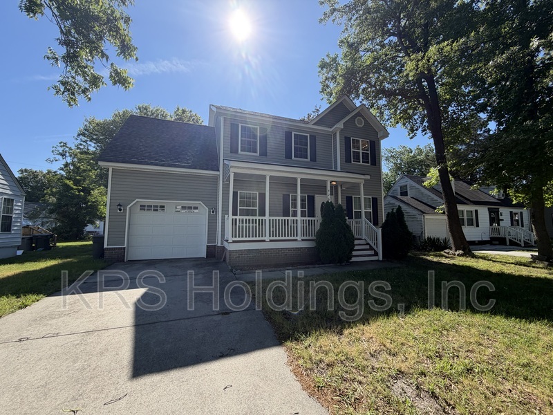 Hampton House: 426 Seminole Road
