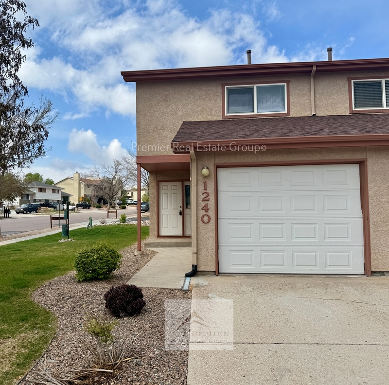 Colorado Springs Condo: 1240 Darby