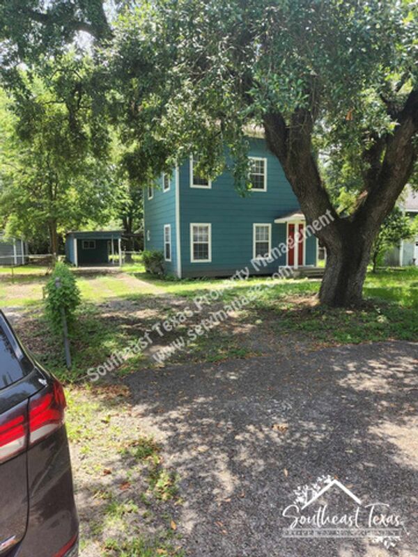 Beaumont House: 345 Marceline Blvd