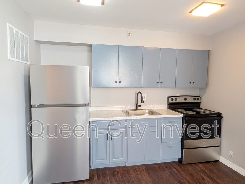 dayton Condo: 110 cromwell place