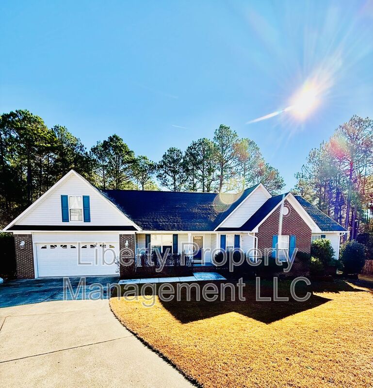 Cameron House: 48 Commonwealth Ct