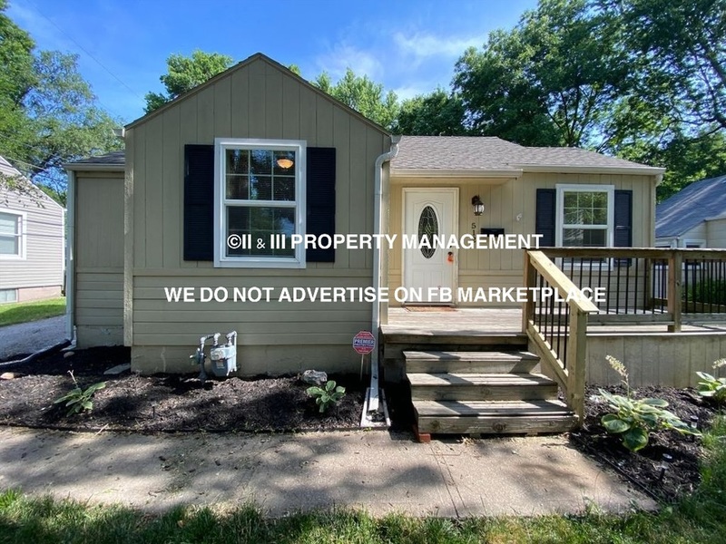 Kansas City House: 512 W 86th St, Kansas City, MO 64114