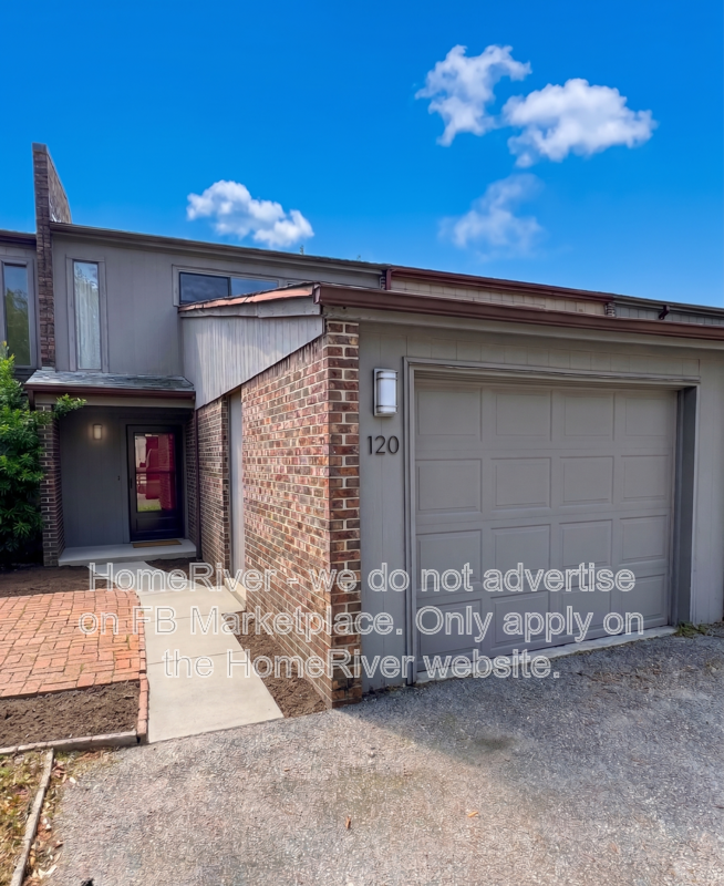 Fort Walton Beach House: 120 Opp Blvd NE