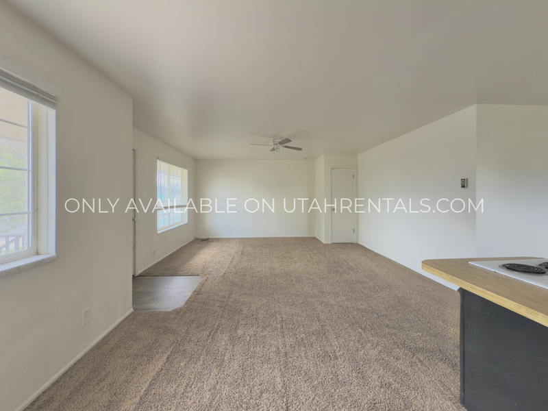 Centerfield Condo: 10 S Main St