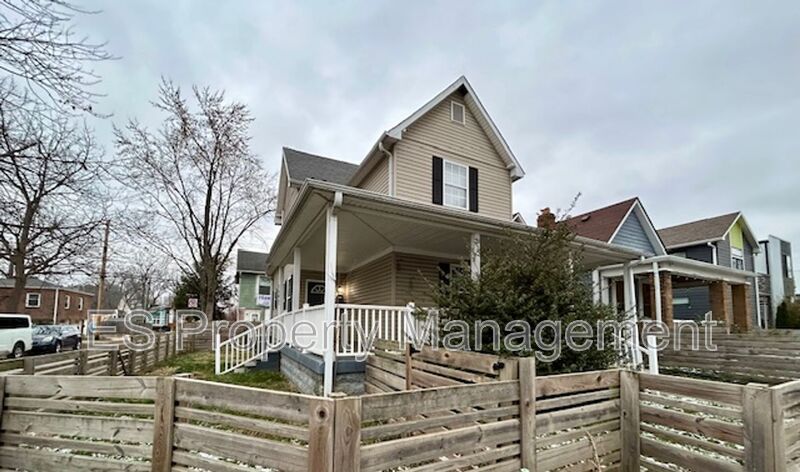 Indianapolis House: 1502 Lexington Ave- West