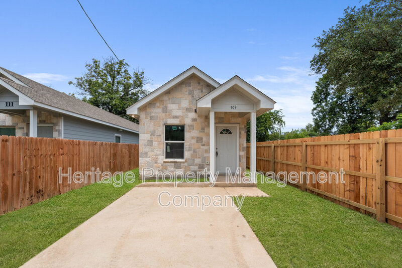 San Antonio House: 109 Remolino