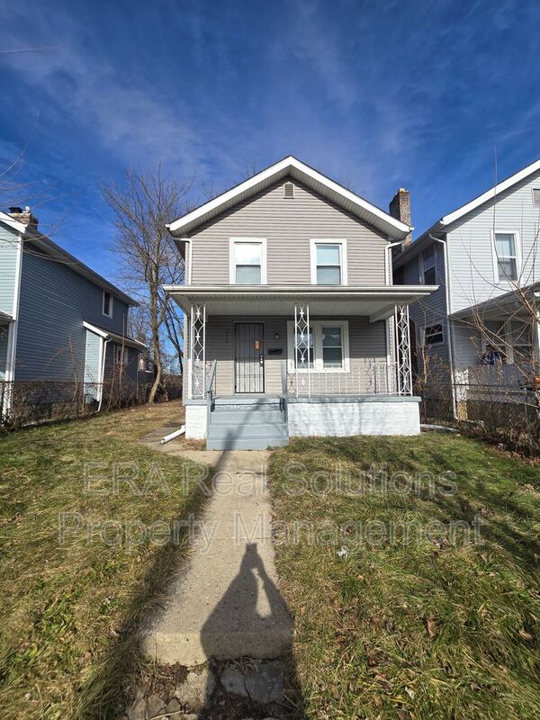 Columbus House: 1418 Cordell Ave.